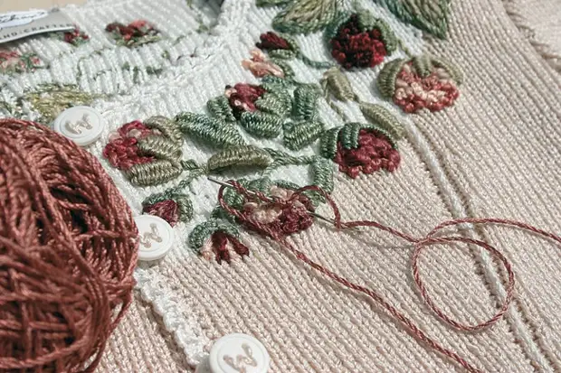 Embsidery bakeng sa knitting le li-canvas tsa methapo, rococo, mekha ea Rustic - naha ea naha