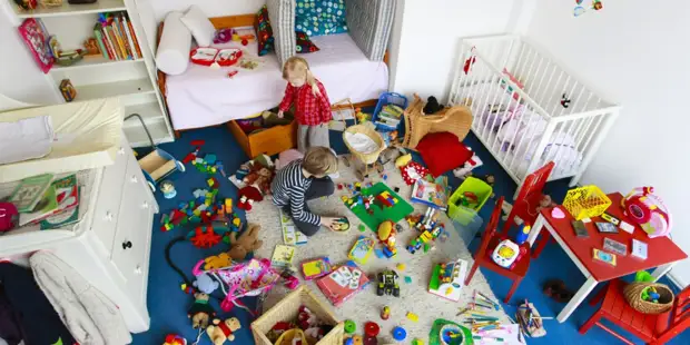 De post van moeder, die stopte met schoongemaakt in de kinderkamer, veroverde het sociale netwerk