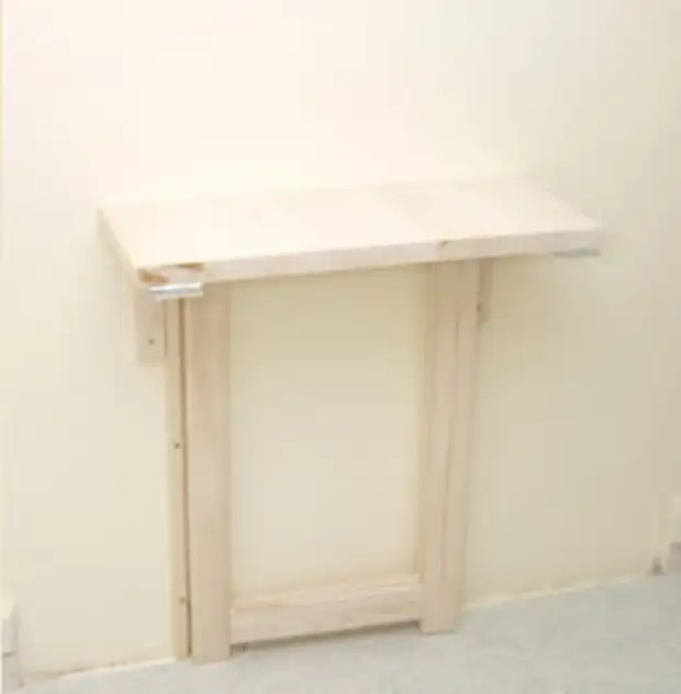 Napravite praktični sklopivi stol za mali stan