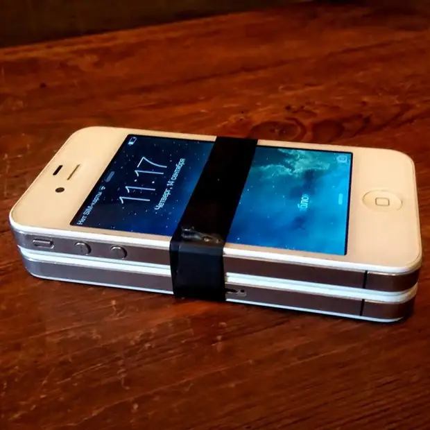 You can even make from two iPhone 4 one iPhone 8 unusual solution, trick, joke, manifestation of tricks, tricks, damnity genius, humor, I have an engineer