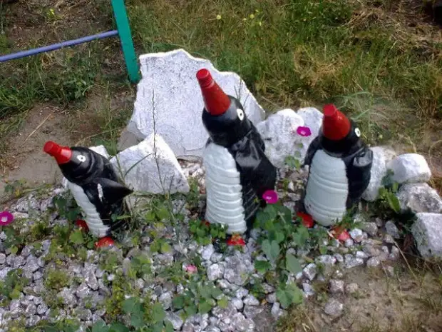 Χειροτεχνία από πλαστικά μπουκάλια, τα οποία θα είχαν ζηλεύει τον ίδιο τον Τιμούρ Κίζυκοφ