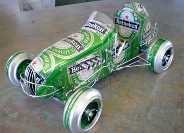 Machine of beer cans