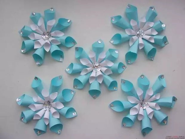 Paper snowflakes. Master class with whom even a child will cope with