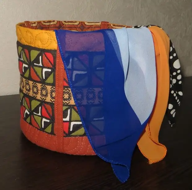 Cosmetic bag with your own hands, the easiest way in pictures
