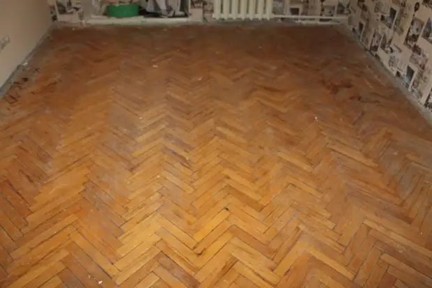 Meng 20-Joer-ale Parquet kräischen net a schwëmmt net! Just e puer knaschteg Tricken aus dem Reparatur