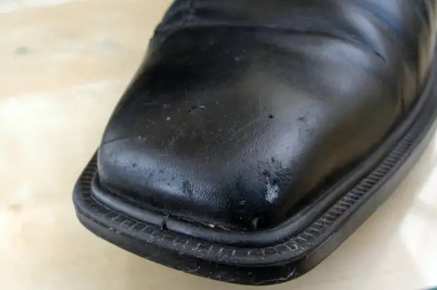 Leather bags, shoes and even leather sofa led to us! Now scratches on new shoes are no longer a problem!