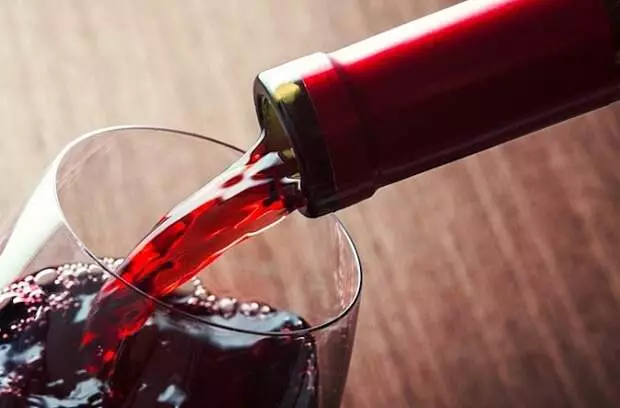 Combien de vin peut être stocké dans une bouteille ouverte