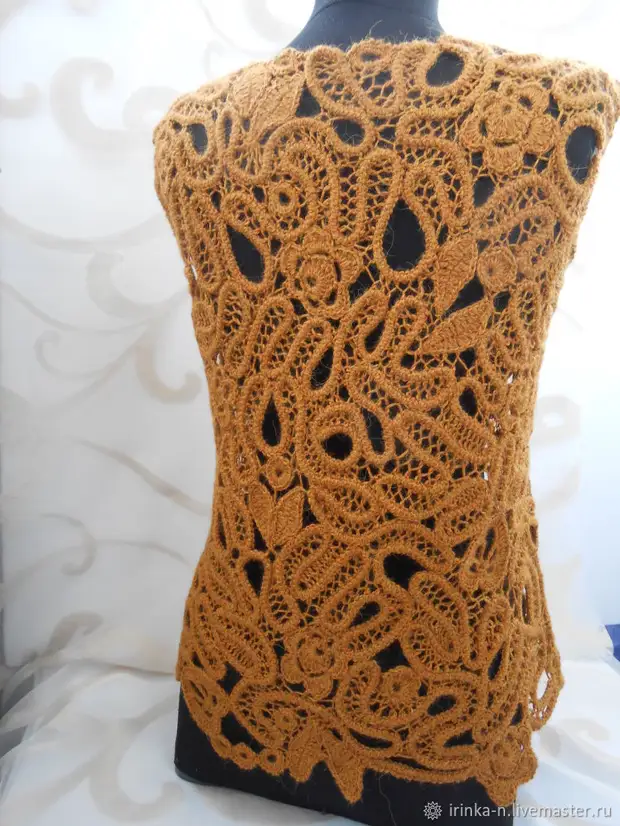 Create a vest in the technique of cord lace