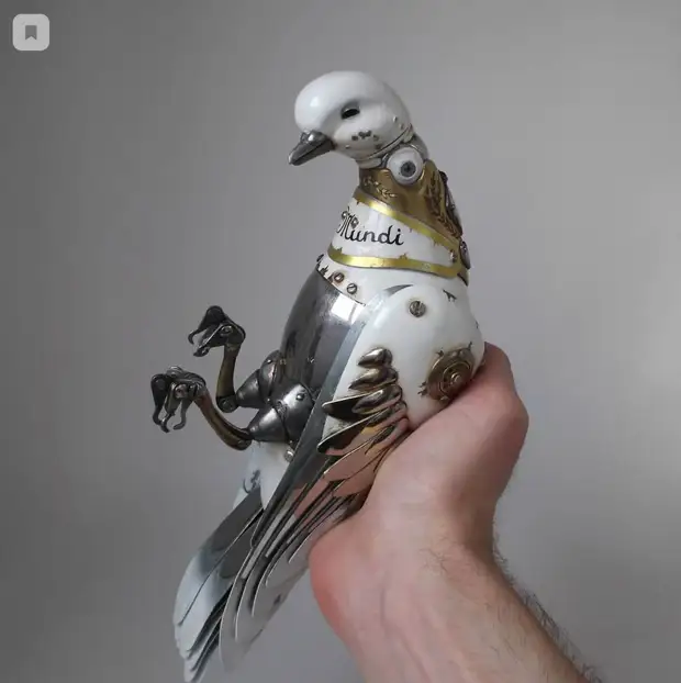 Umetnik Igor zvesto ustvarja osupljive skulpture SteamPunk