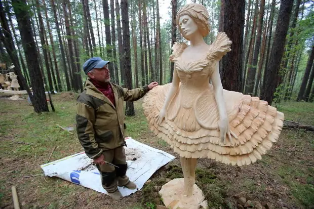 Sculpture sur bois. Voici la compétence!