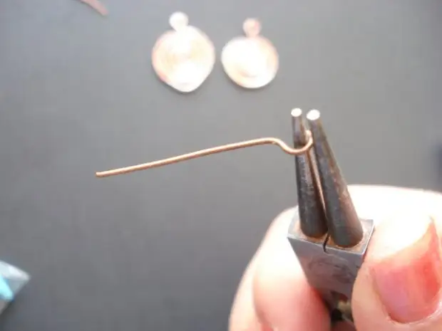 Ékszer abc - Hogyan készítsünk spirálokat a vezetékről és egy példa a használatukra