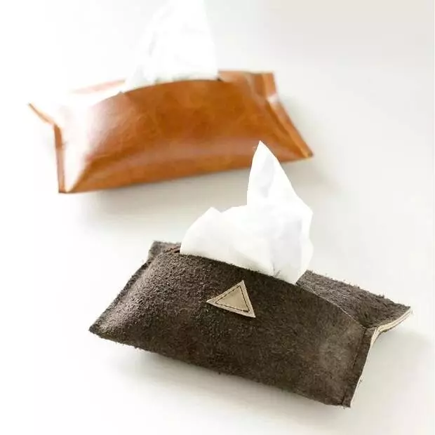 Idea: Case for paper handkerchiefs