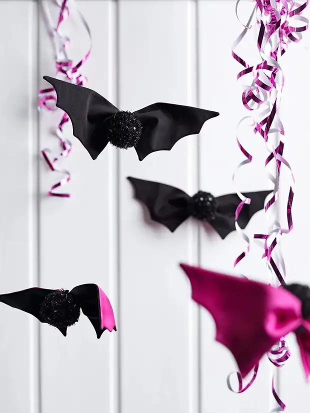 Bats do it yourself: Halloween interior decor