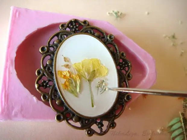 Dandelions in Resin. Վարպետության դաս