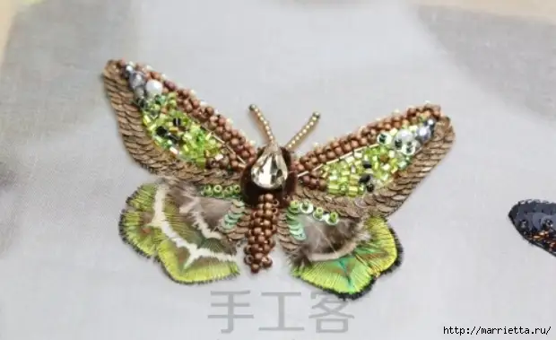 Brooch «Butterfly» ֆրանսիական ասեղնագործության տեխնիկայում