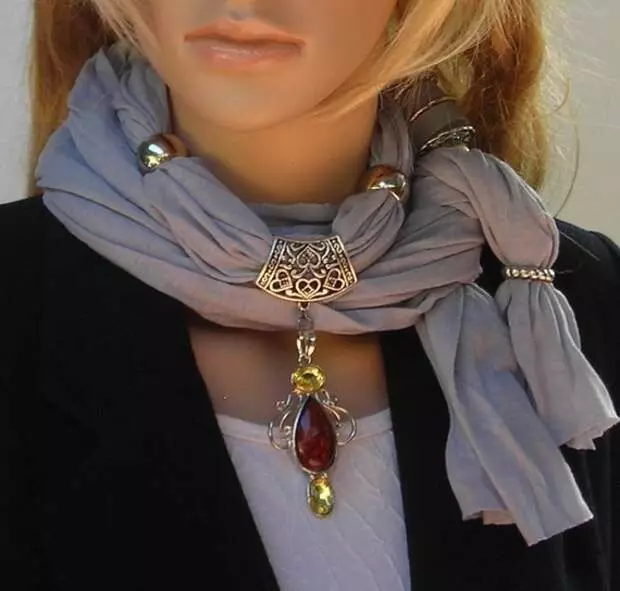 Simple and beautiful idea for a silk scarf necklace. Selection of ideas