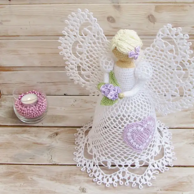 Ang pinakamagandang openwork Angels Crochet.