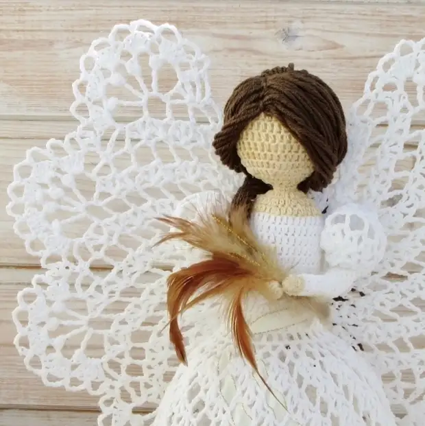 Ezona zingelosi zintle ze-crochet