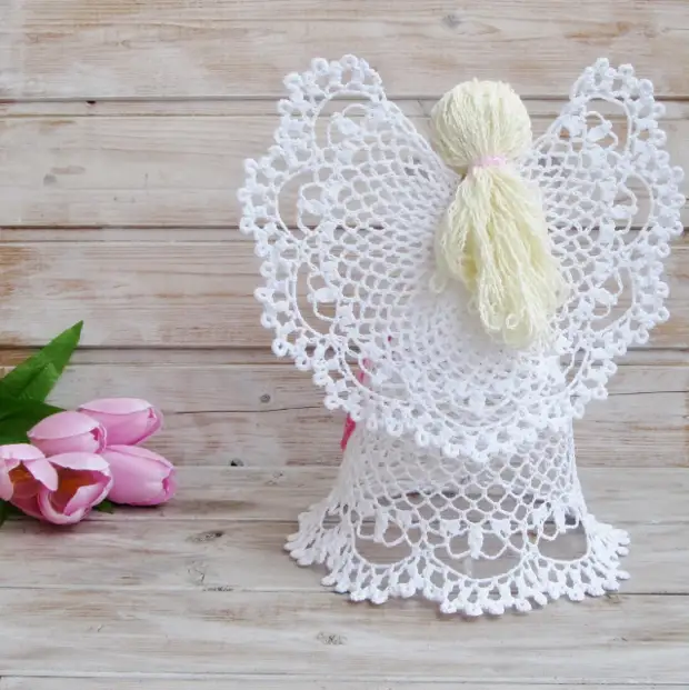 மிகவும் அழகான திறந்த தேவதூதர்கள் crochet