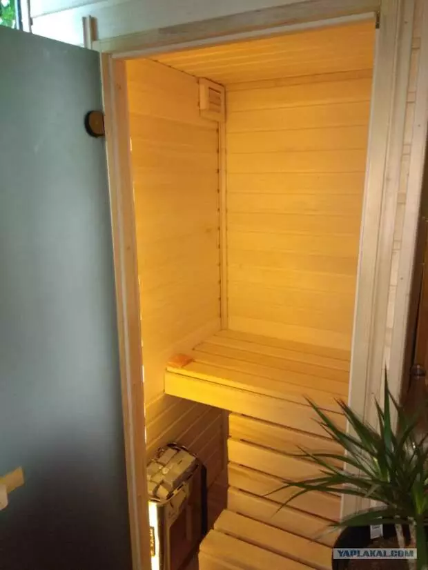 Impian lami pisan: sauna di apartemen