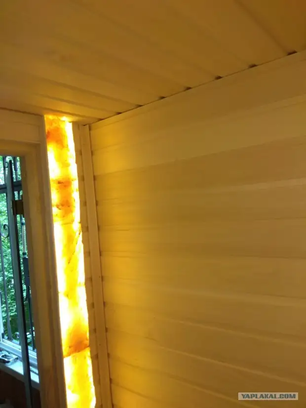 Örän köne düýş: kwartirada sauna