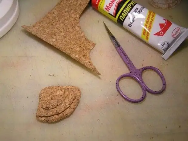 Cork substrate sa mga dekorasyon item