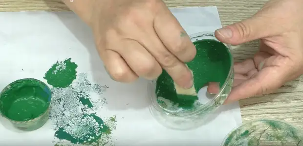 Kepiye sejatine! Kothak Malachite nganggo tangan sampeyan dhewe saka bahan sing paling gampang