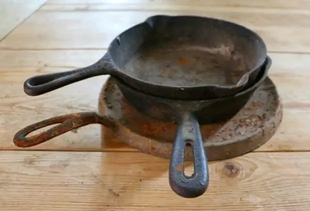 Myths and the truth about cast iron dishes