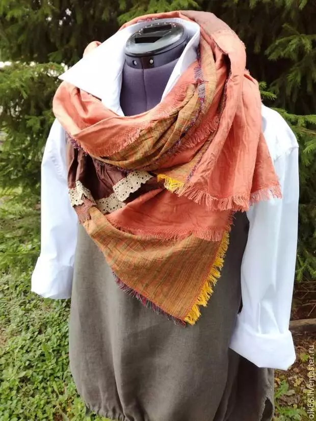 Scarf boladin tany am-boalohany amin'ny fomba boho