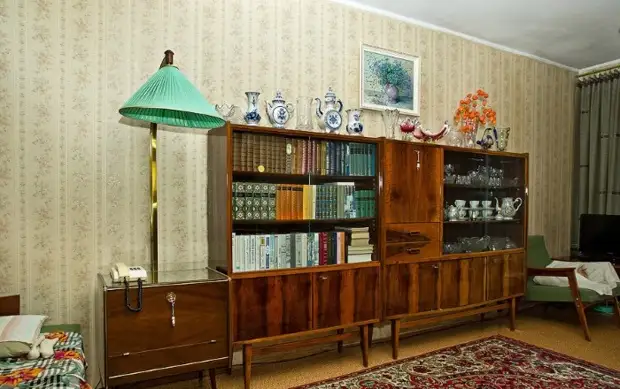 USSR Lively Alive! 35 interiors ng huling panahon na umiiral sa ngayon