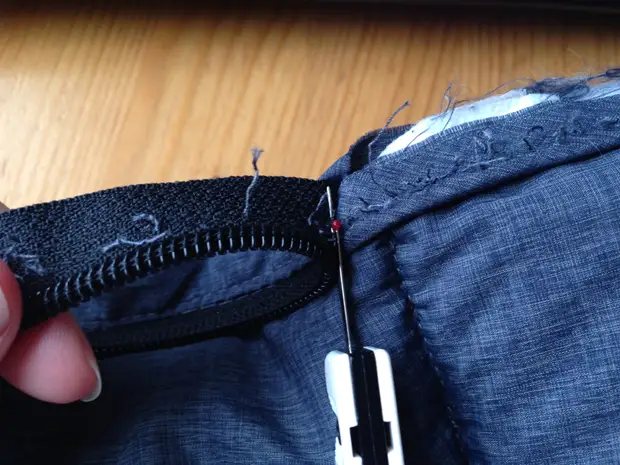 How to replace broken zippers: master class