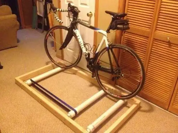 Machine à roulettes pour vélo le faire vous-même