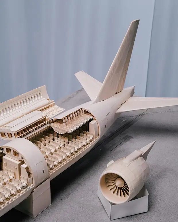 Գերագույն փորձնական մեքենա `թղթի ինքնաթիռներ ստեղծելու մեջ