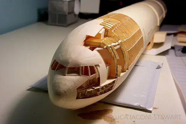 Nejvyšší pilotní stroj při vytváření papírových letadel