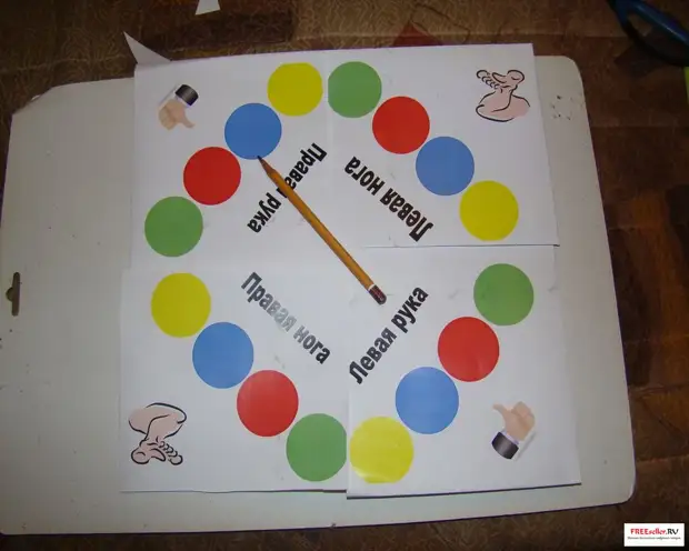 Sådan laver du et Twister-spil med dine egne hænder