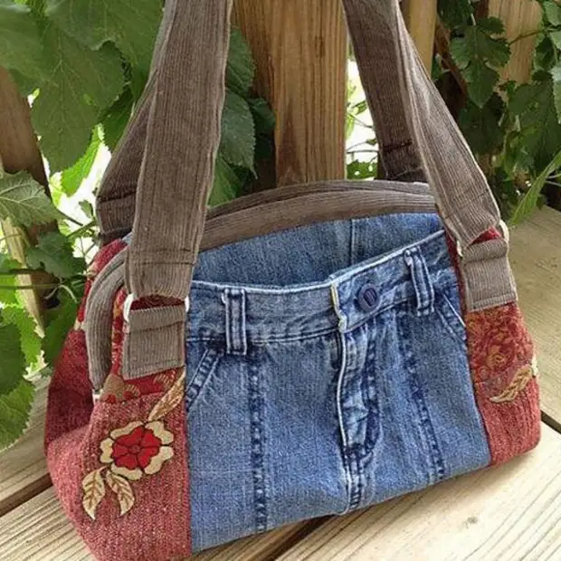 It-tieni ħajja tal-jeans fl-immaġni ta 'handbags ħelu