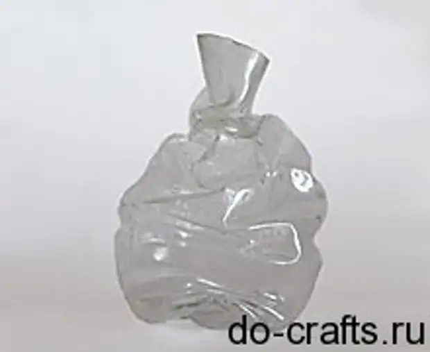 Plastik çüýşe waza