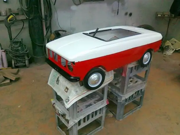 Restoration of the Children's Pedal Machine "Moskvich" (56 photos)