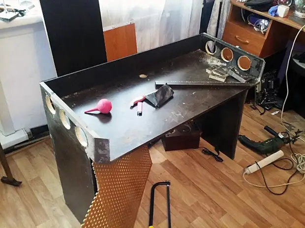 Projekt K. Desk - Počítačový stôl K. Desk Projekt, počítačový stôl, počítač