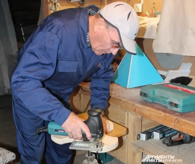 Tout en ouvert! Le retraité a tourné sa maison au conte de fées