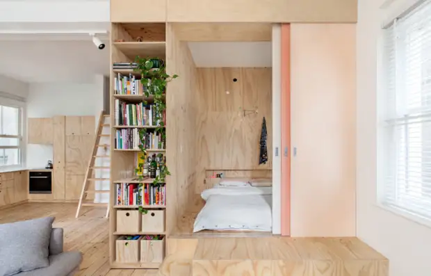 Successful redevelopment: how with the help of plywood 26 sq. Meters turned into full-fledged housing