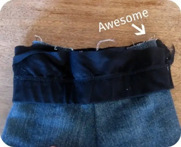 Come cucire i pantaloni in denim di un bambino.