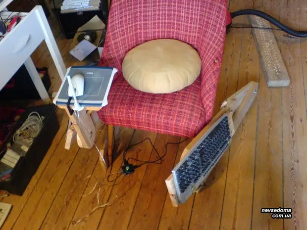 Homemade Computer Chairt alang sa tapulan nga mga tawo (11 nga mga litrato)