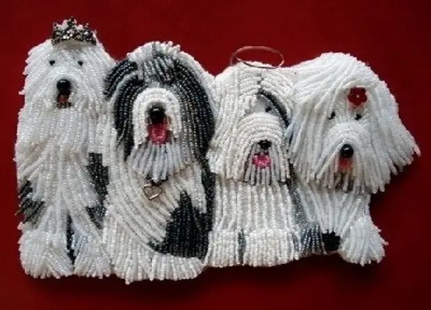 Perles de broderie: chiens de berger