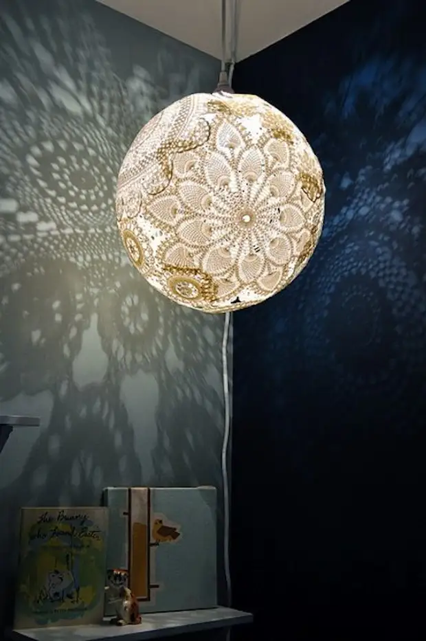 diy doily lamp!