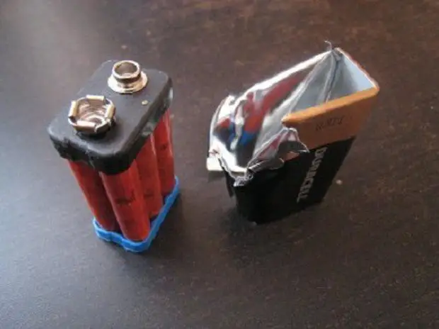 AAAA batteries from 9V crown