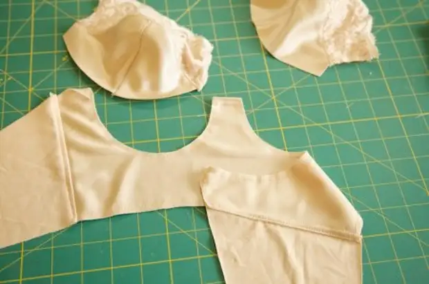 How to sew a bra for women with their own hands: Pattern with description