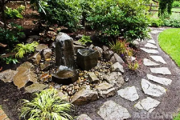 Nuostabūs sodo fontanai