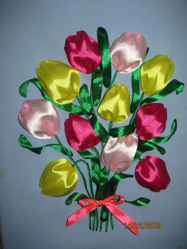 Embroidery Tulips Satyn Ribbons