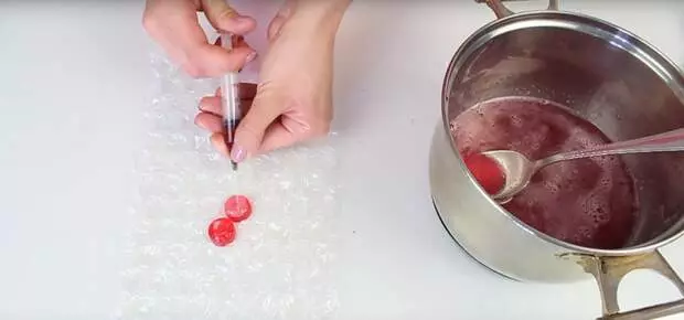 Jelly snoepjes gemaakt van bubble film - gemakkelijk!